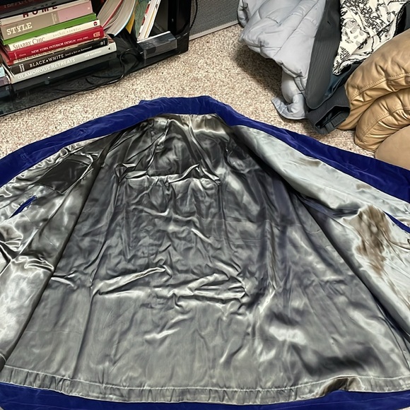 Vintage 70s velvet butterfly button cape - Picture 7 of 10